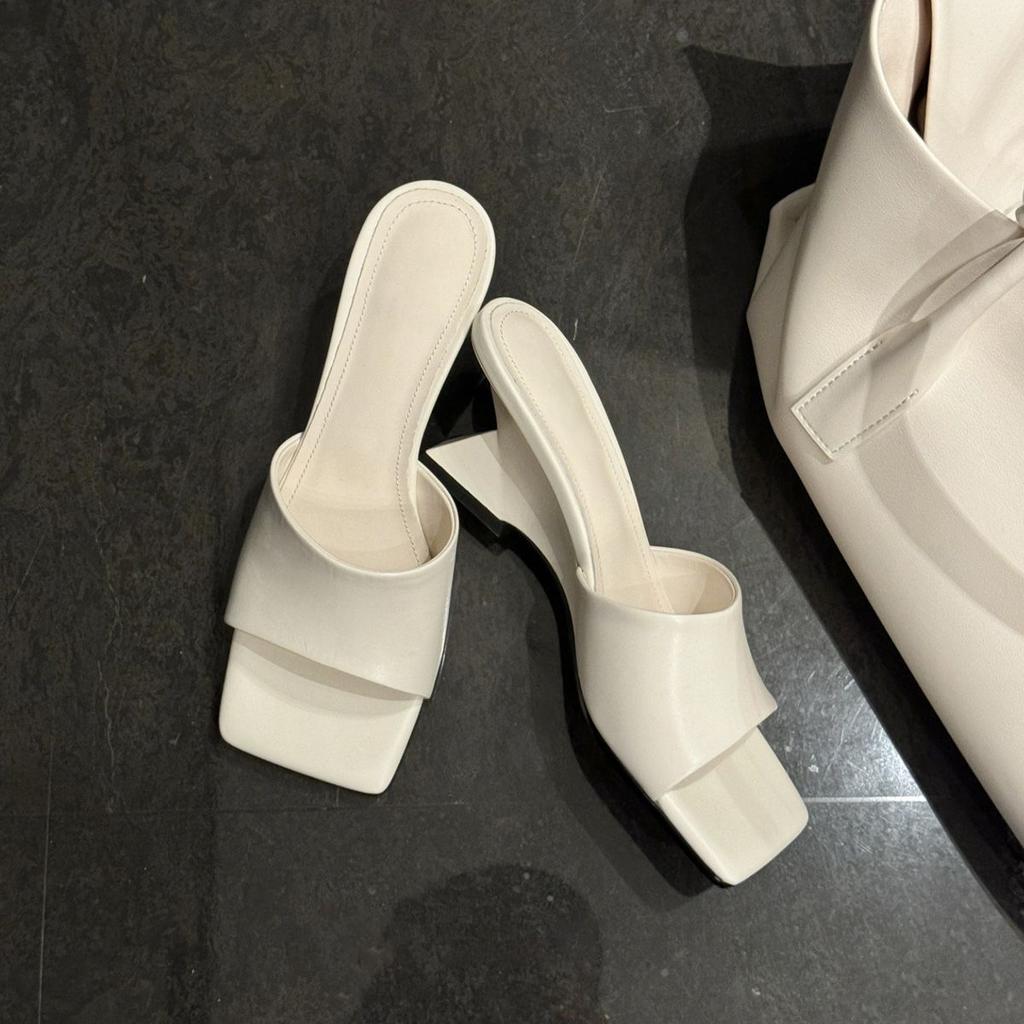 Square head special-shaped heel wedge sandals temperament sandals 2025 open-toed high-end cool slippers wear one-word slippers women