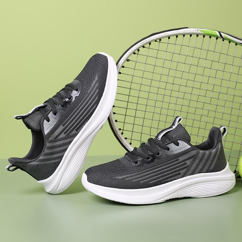 Special shoes for sports in the third year of junior high school entrance examination for girls, running shoes for junior high school students