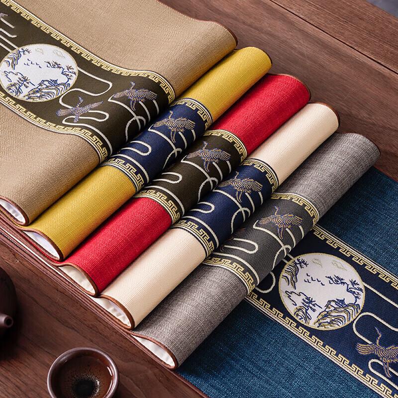 Yanxiang Table Runner