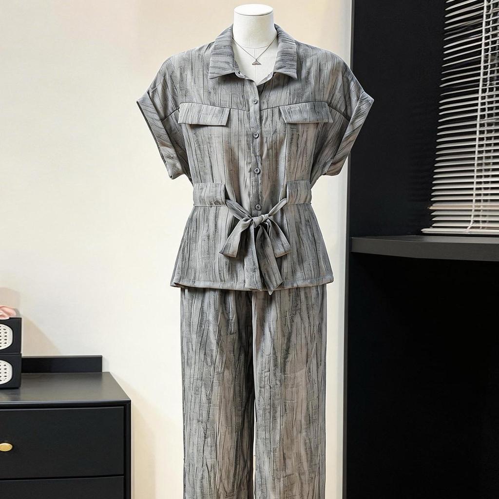 Casual Lapel Short Sleeve Two-Piece Set: 2026 Fashion Slimming Suit for Women