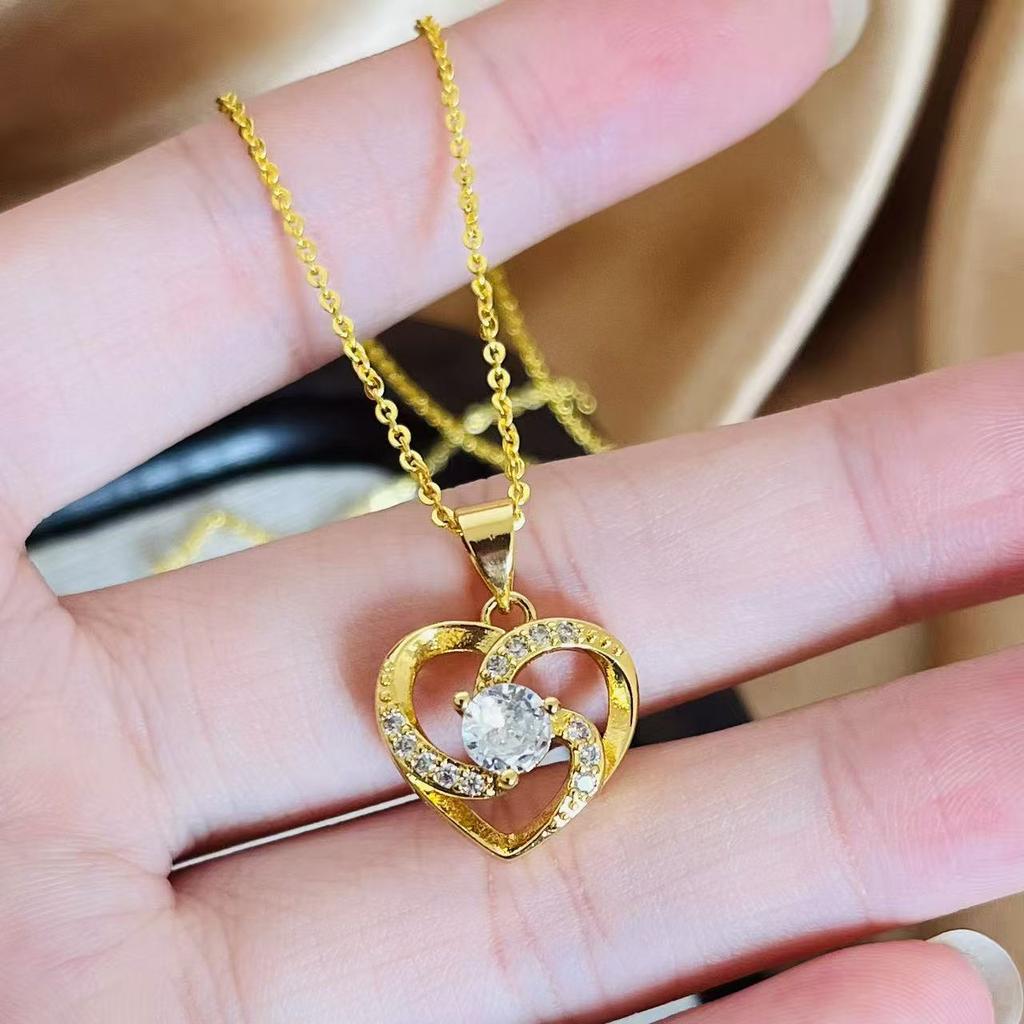 6.5mm Gold Plated Heart Shaped Moissanite Pendant Necklace D VVS1 Exquisite Fine Jewelry For Women