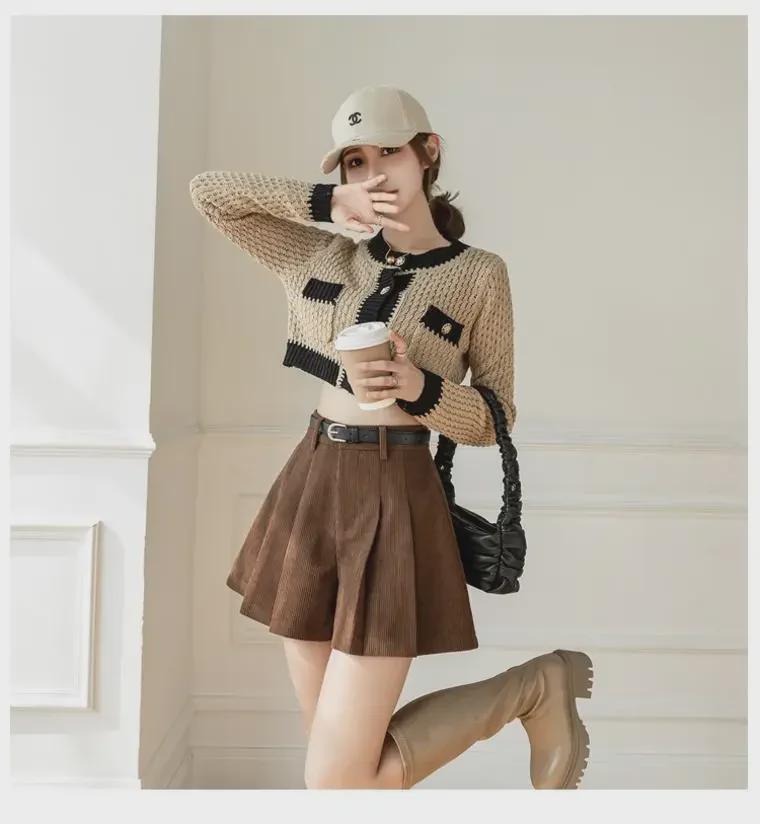 2023 Autumn/Winter Women's Plus Size High Waist Corduroy A-Line Wide-Leg Pleated Shorts