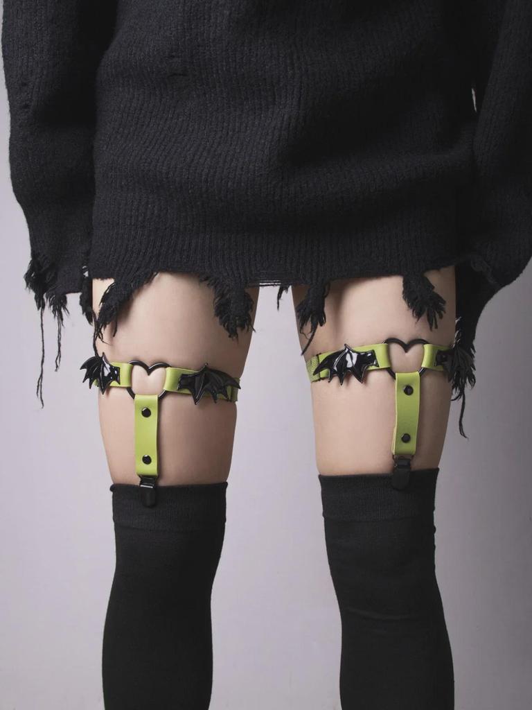 Bat Wing Love Socks Clip - Dark Punk Style Elastic Garter for Women