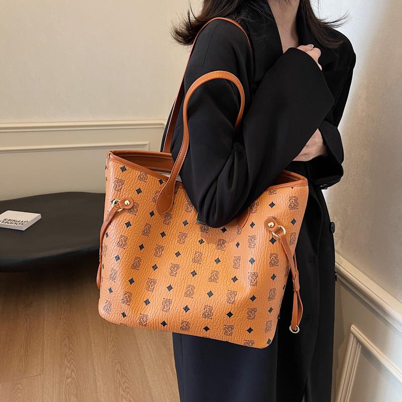 Retro printed tote bag women's 2025 spring new trendy fashion large-capacity shoulder bag premium underarm bag