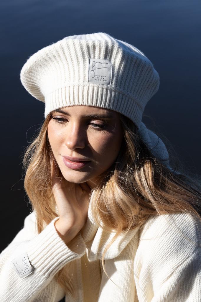 Ecru wool beret