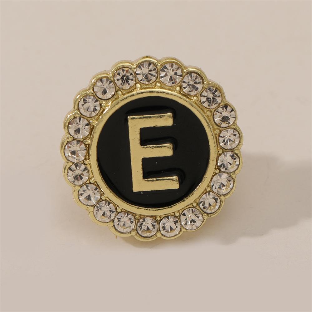 26 English Initials A-Z Brooches Classic Full Around Crystal Golden Alphabet Pins For Women Men Girls Clothes Bag Jewelry Gift