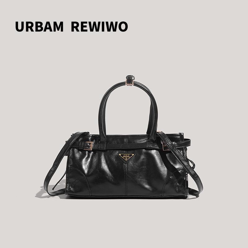 2025 New Fashion Versatile Handbag Underarm Bag Niche Design Tote Bag Textured Single Shoulder Crossbody Bag for Women