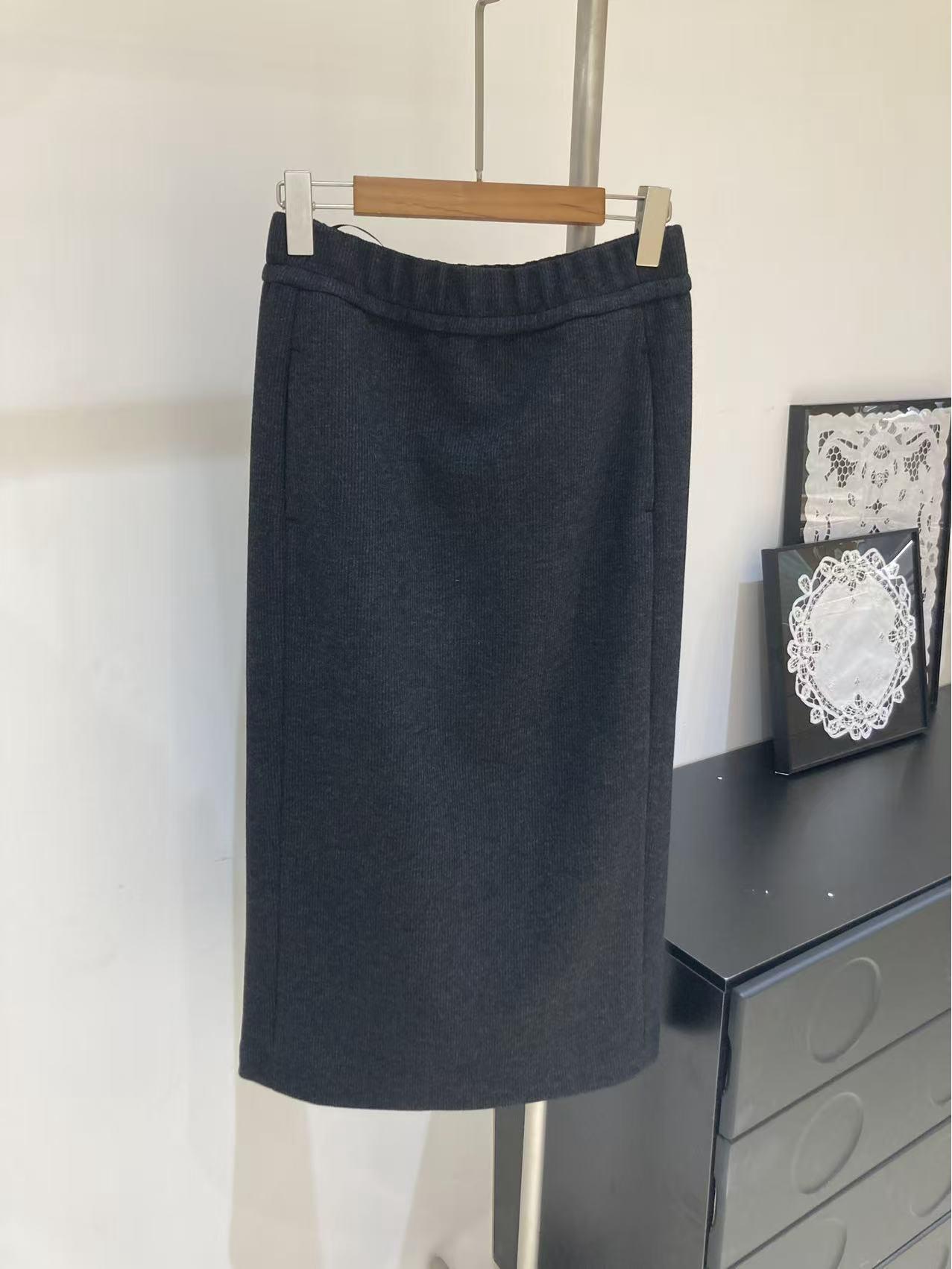 Nanyou Elegant High-Waisted Cashmere Silk Midi Skirt with Back Slit 6 черный серый