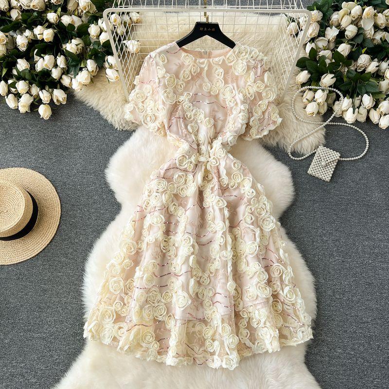 

Classy Exquisite Birthday Party Dress Female French Style Heavy Embroidery Sequins Flower Waist-Tight Elegant Puff Sleeve Dress Apricot XXL