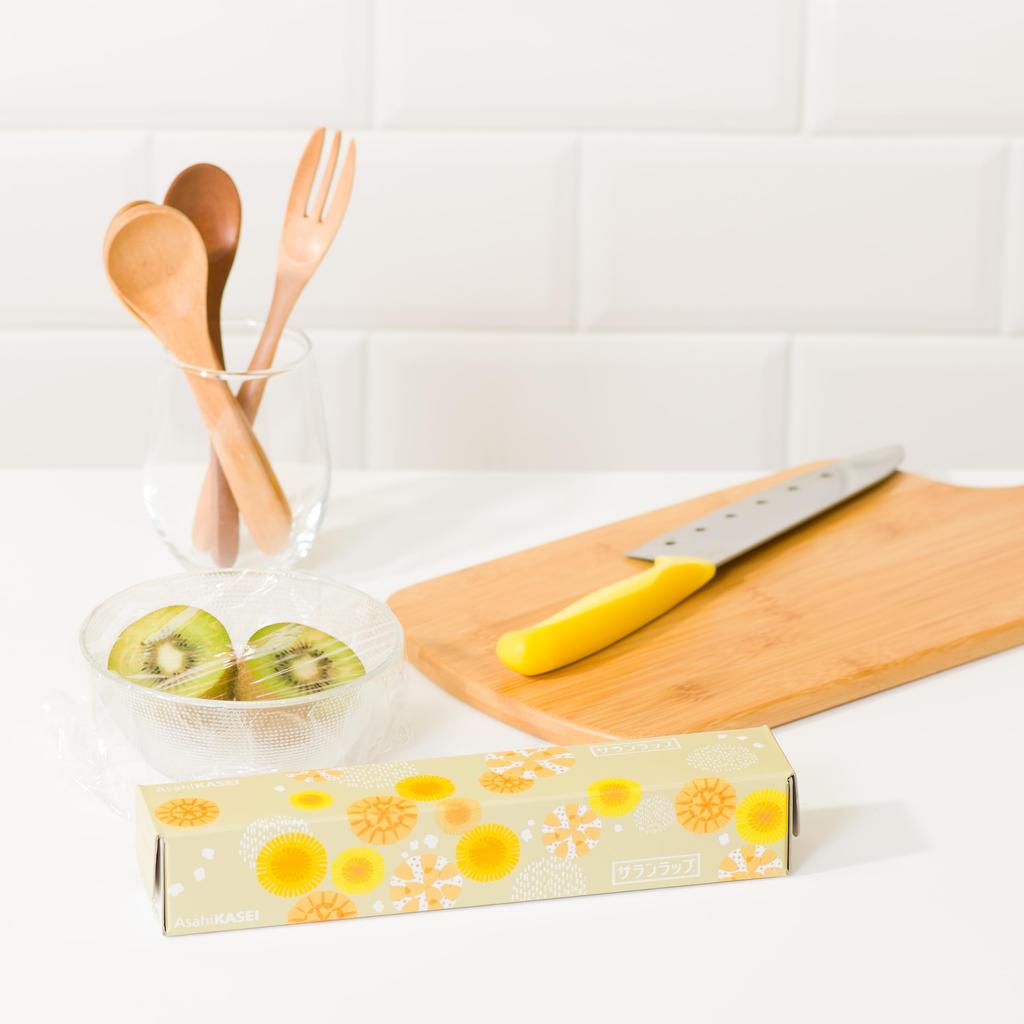 [Limited Edition] Saran Wrap 22cm X 50m Flower Design Package