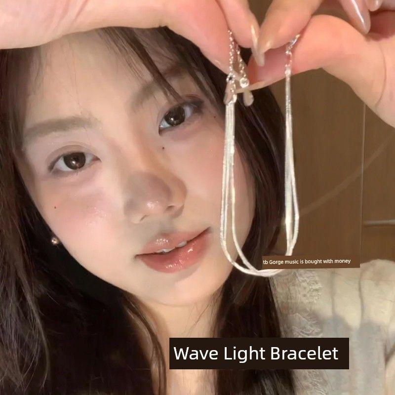 

Трехслойный браслет из змеиной кости женский 2025 Новое поступление Дизайн с особым интересом Модный браслет Холодный ветер Самые продаваемые украшения для рук Подруги Three layer snake bone bracelet