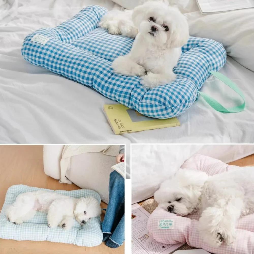 Summer Pet Sleeping Bed Pad Soft Cushion Comfortable and Skin Friendly All Season Universal Cats Pads Mats Filled with PP Cotton