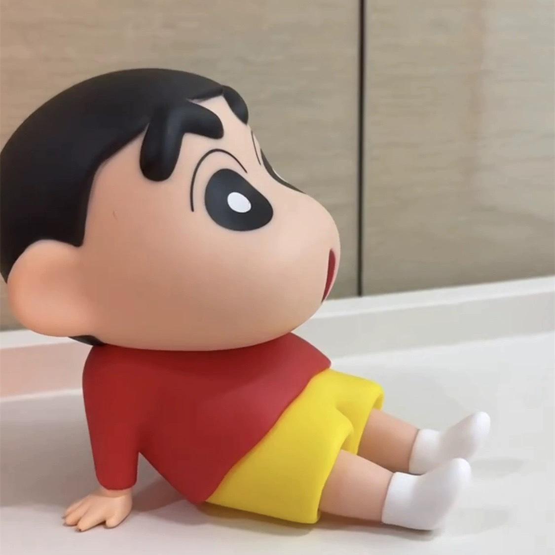 

Крейн Шин-чан Подставка для телефона и фигурка - Модное настольное украшение и игрушка-ленивец