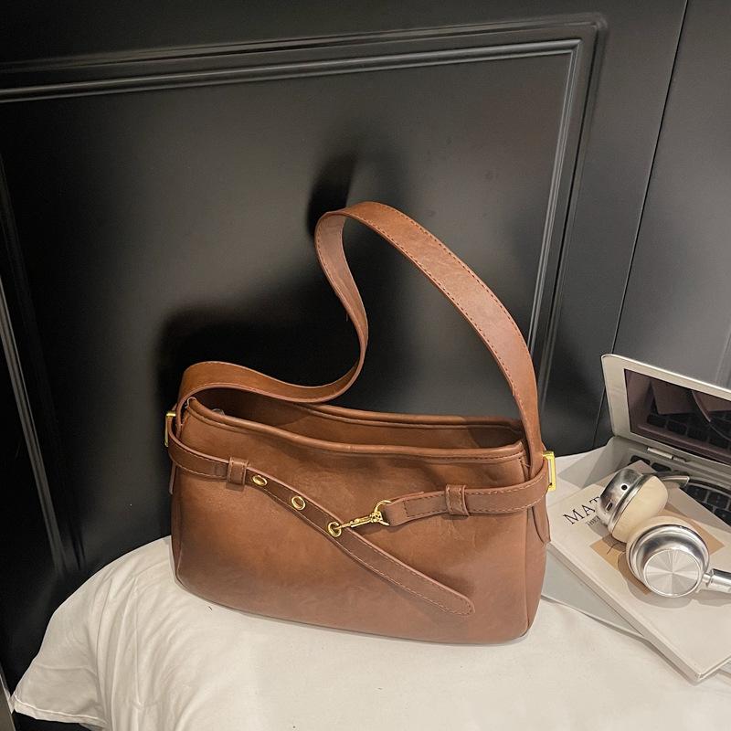 Retro High-value Shoulder Bag Women's Winter New Fashion Shoulder Bag Niche Fashion Messenger Bag