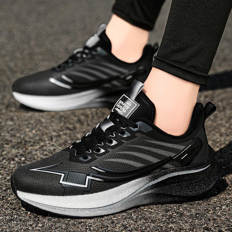 Men's Outdoor Breathable Four Season Casual Speed Runing Shoes Wear-resistant Sneakers Soft-sole Comfortable Racing Sports Shoes