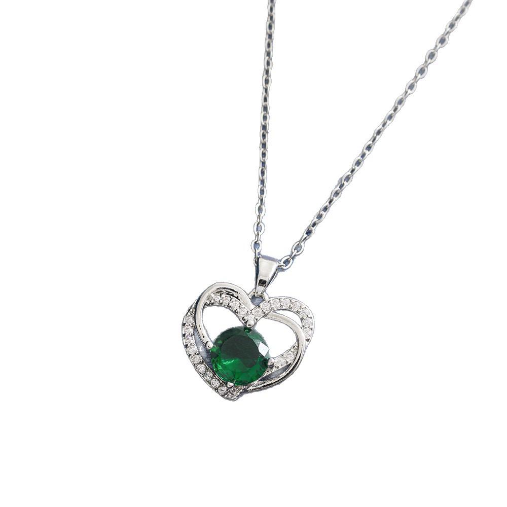 European & American Heart-Shaped Titanium Steel Necklace with Mother-of-Pearl Pendant