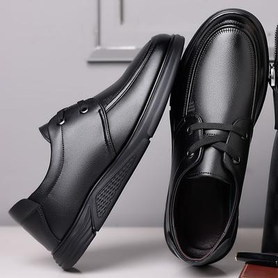 2024 Herbst neue Herren Business Casual Lederschuhe Herren Weichleder Weichboden Rundkopf Schnürschuhe Einzelne Schuhe Baumwolle Lederschuhe 7709