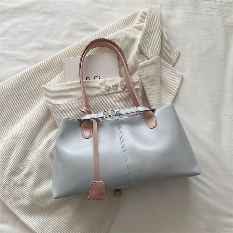 2026 New Fashion Summer Women's Shoulder Bag Large Capacity Simple Lazy Style Tote Bag Casual Magnetic Buckle Handbags