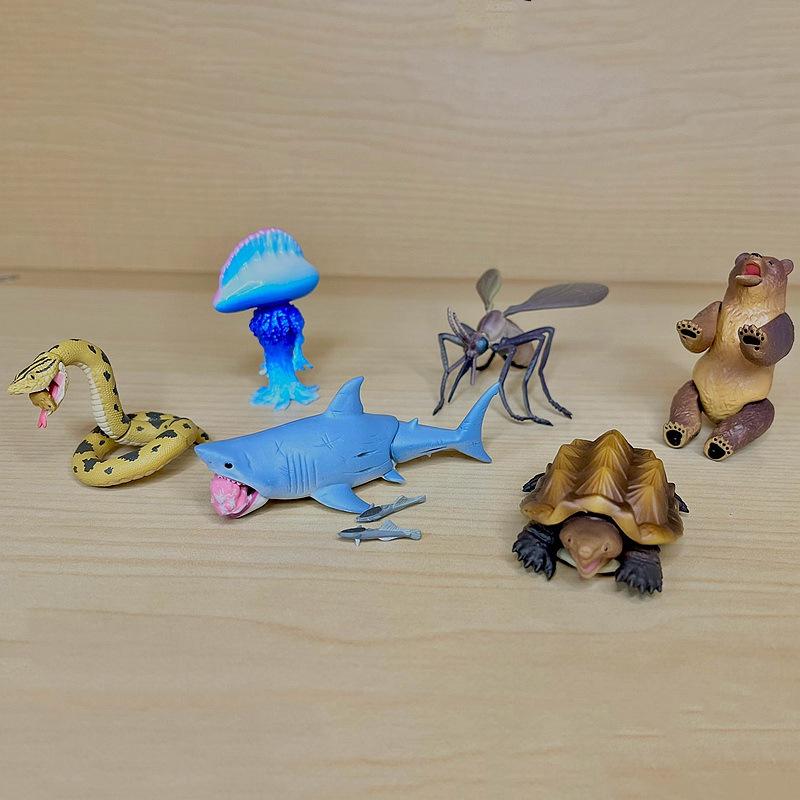 GACHA Ecological Atla FIGURE Encyclopedia of Dangerous Organisms Shark Crocodile Turtle Brown Bear Rattlesnake ACTION Figure Toy