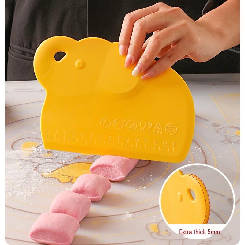 Elephant Dough Cutter and Scraper Set