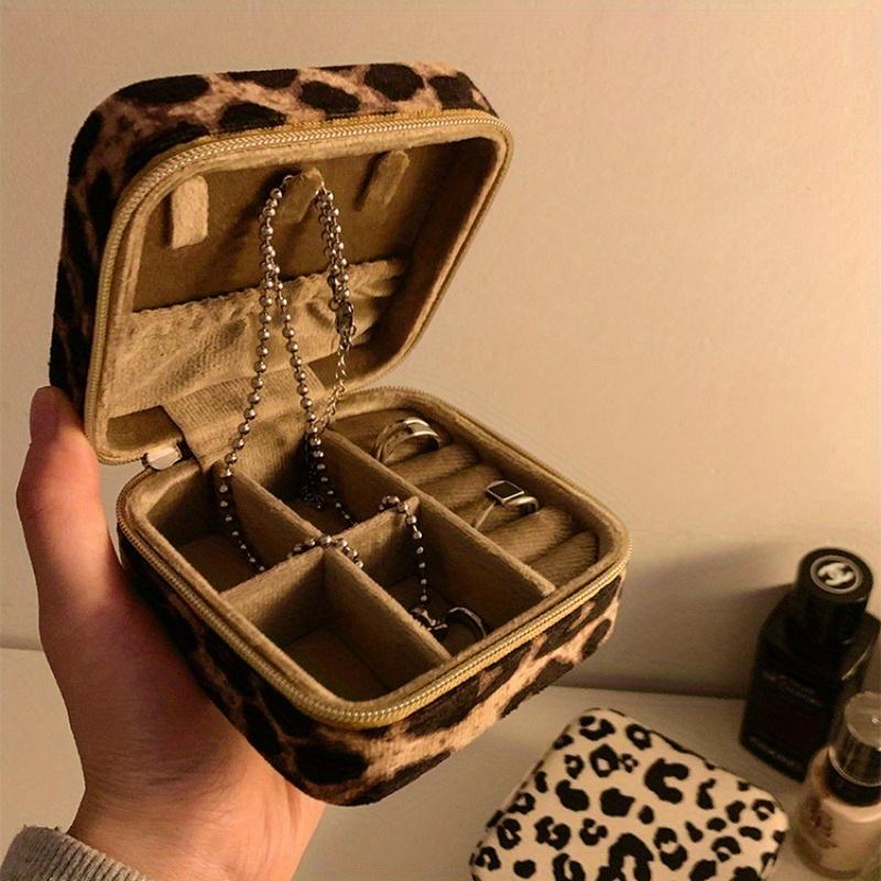 1pc Classic Leopard Print Jewelry Box, Portable Organizer with Zipper Closure, Tabletop Storage for Earrings, Rings, Necklaces, Jewelry Travel Case