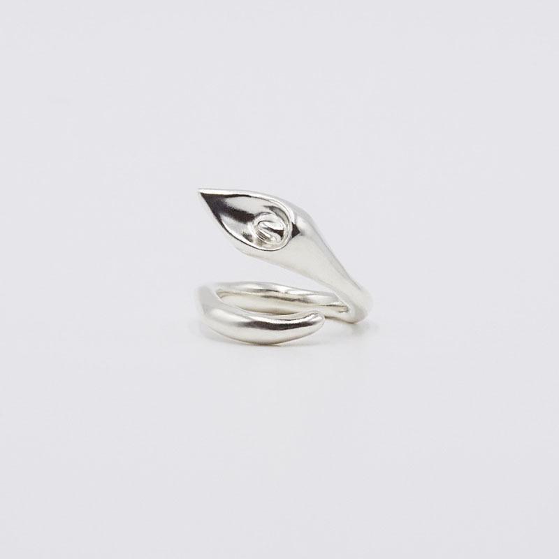 

Aesthetic Chic Cold Womens Ring Crafted From Elegant Copper For Fashionistas Modern