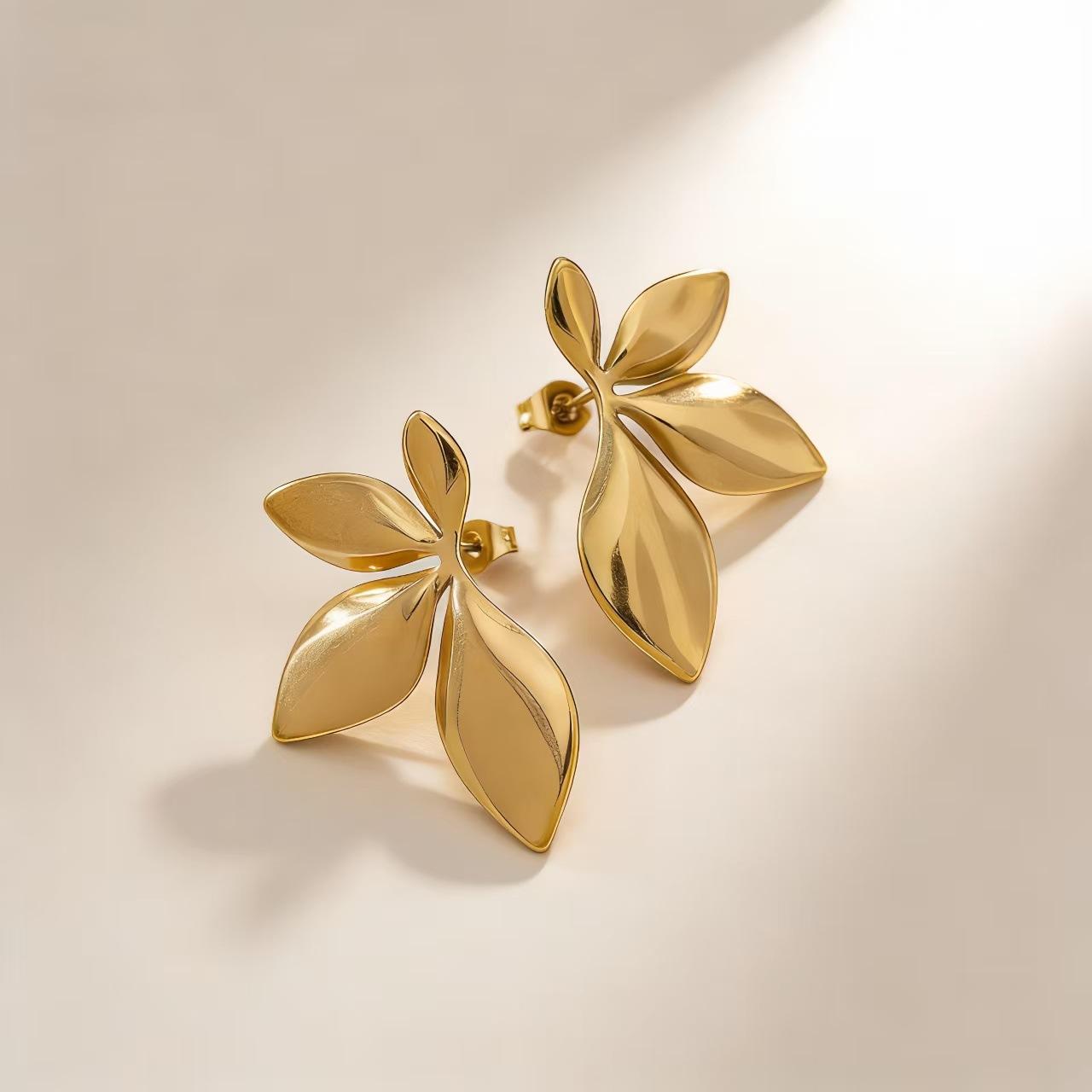Европейские и американские личностные титановые стальные геометрические высококачественные листья цветок модные серьги-гвоздики бижутерия золотой