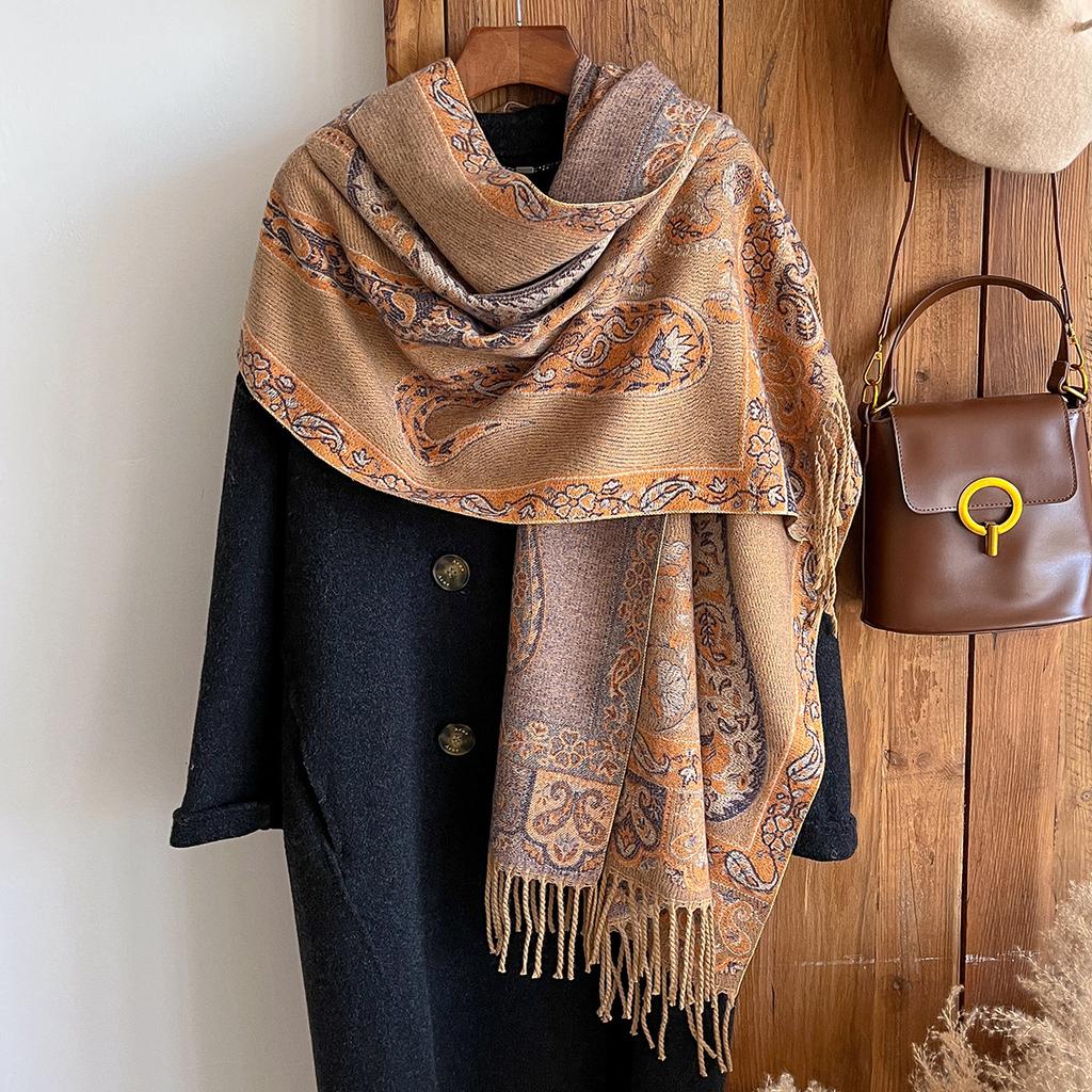 Retro Cashew Jacquard Imitation Cashmere Jacquard Shawl Women'S, Flowers Are Specially Designed For Thick And Warm Outfits