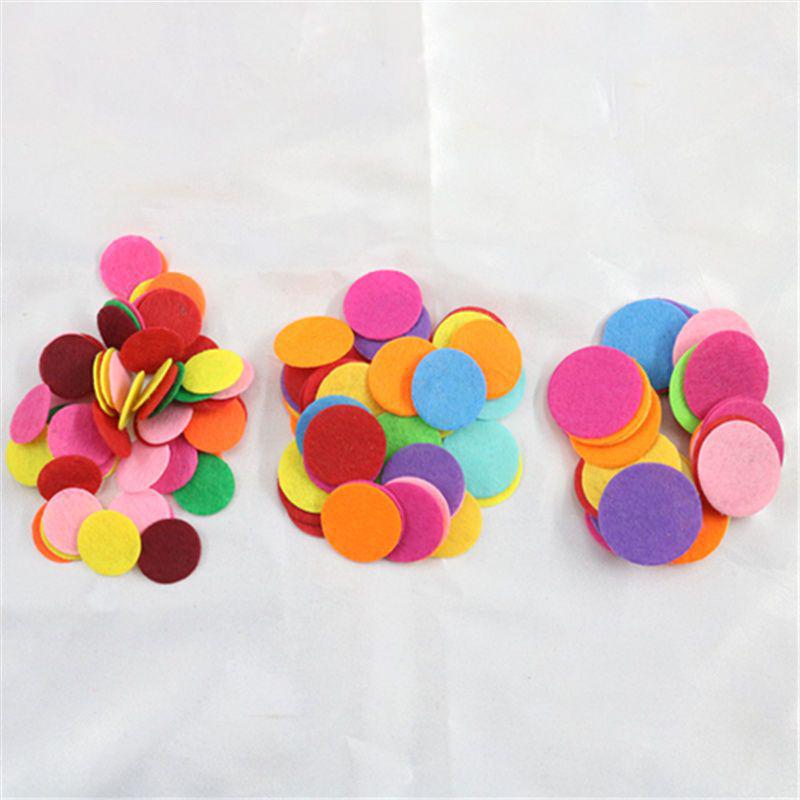 Rund klisterlapp av non-woven-tyg för smyckestillverkning