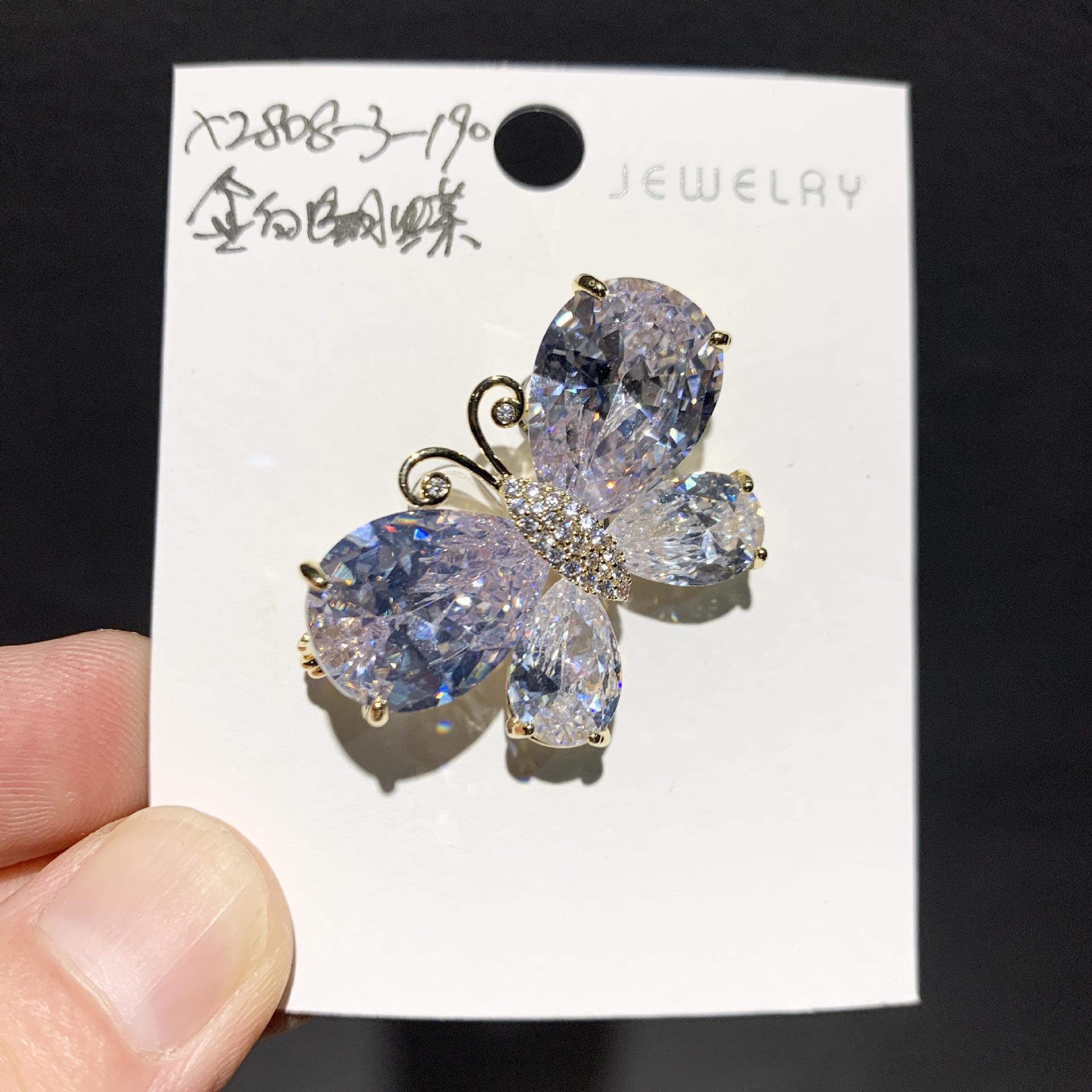 Bo Xin Yun Elegant Zircon Butterfly Brooch: High-End Crystal Insect Lapel Pin Corsage