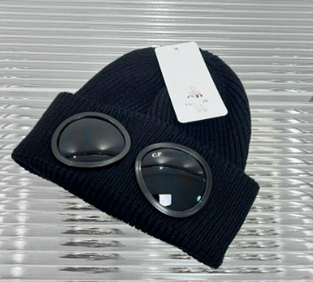Unisex Korean Style Knit Aviator Hat for Autumn/Winter - Warm Wool for Couples