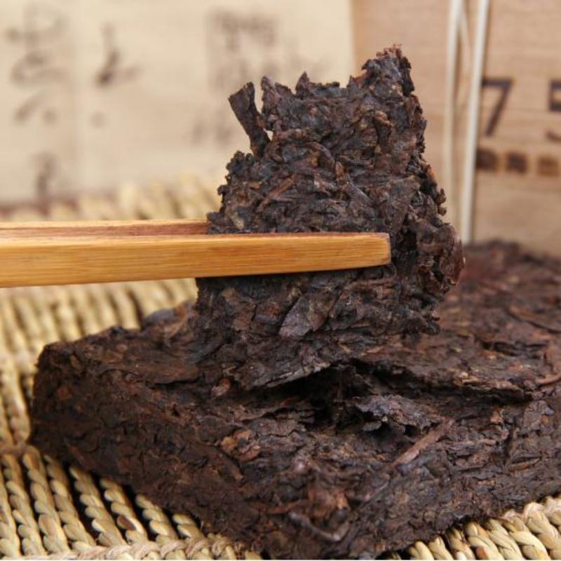 250 г Юньнаньский спелый чай пуэр Мэнхай 2013 г. Приготовленный чай Пуэр 7562 Чай Пуэр — фото 3