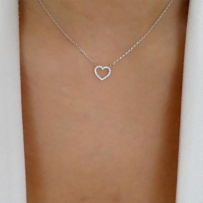 Love Alloy Necklace Jewelry Versatile Diamond Clavicle Chain Women's Water Wave Chain Premium Neck Chain