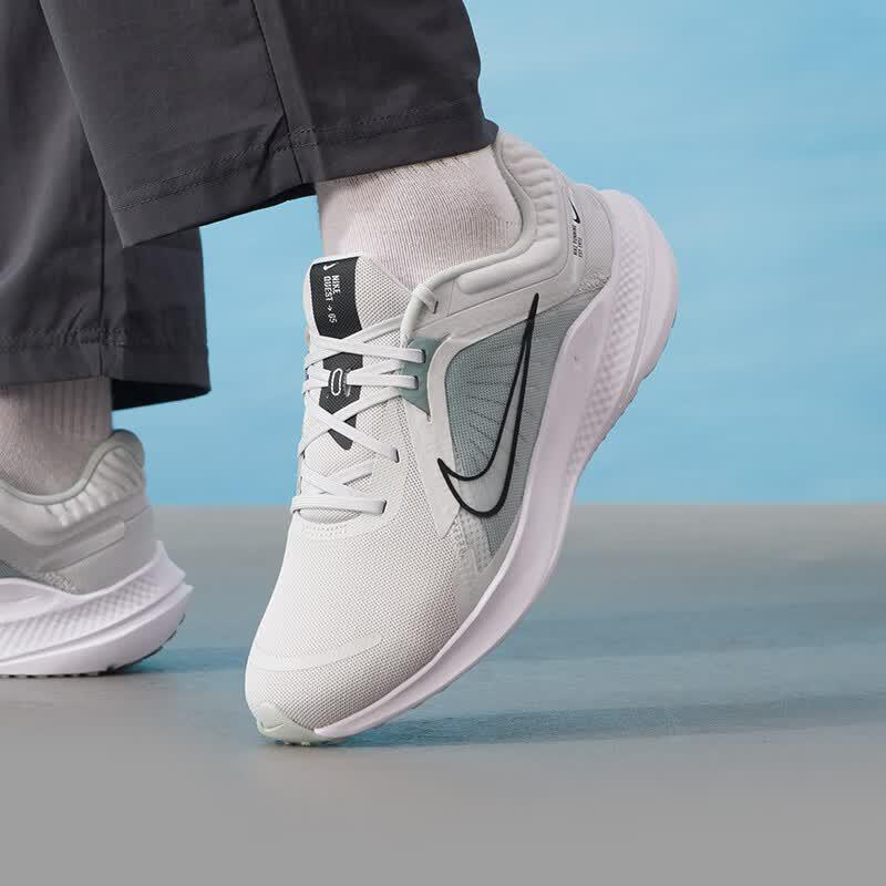Nike Men s All-Season Running Shoes DD0204-002 US 8