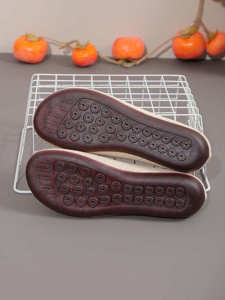 European and American Breathable Wide Toe Women's Slip-on Loafers