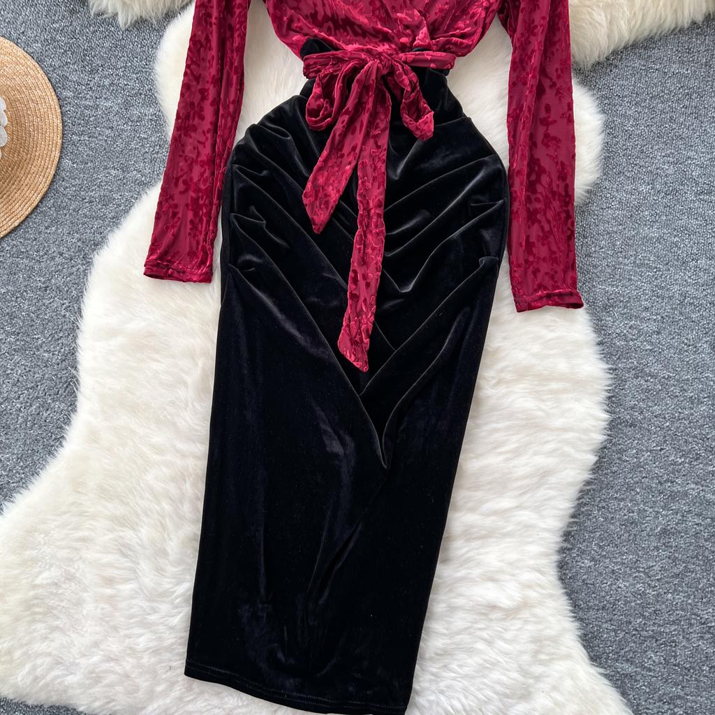 Vintage V-neck Elegant Long Sleeves Chic Flocking Print Spliced Velvet Slim Bandage Dresses Evening High Street Winter Clothing