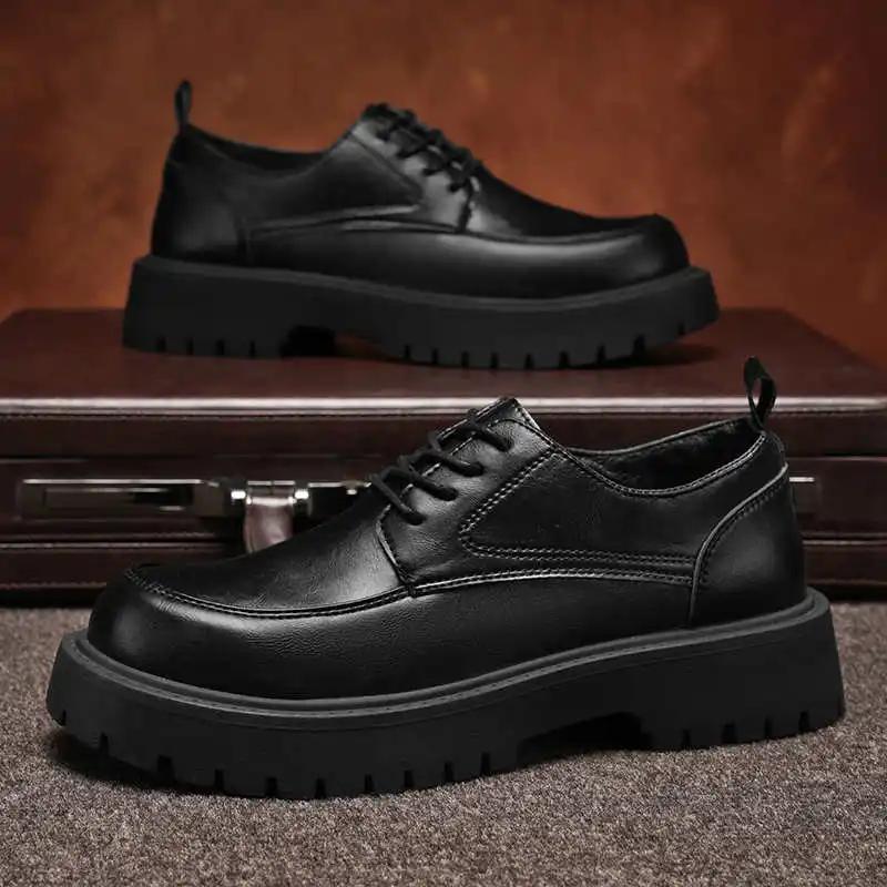 Synthetic Leather Anti-slip Man Famous Brand Luxury Boot Flat Loafers Shoes Boot Sneakers Sport Classic Baskettes