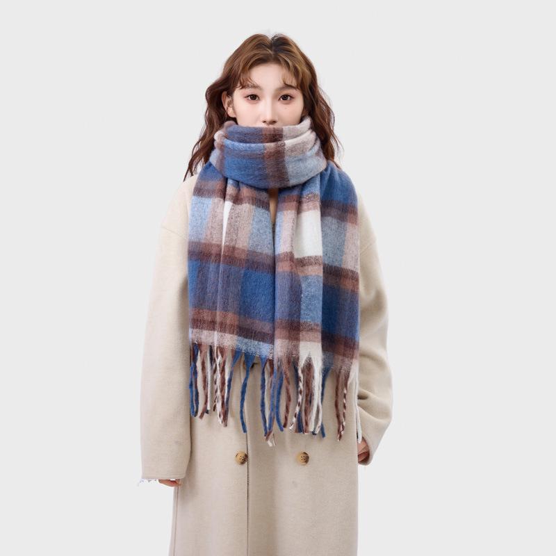 Korean-Style Thick Mohair Braid Plaid Tassel Snood Scarf for Couples and Students