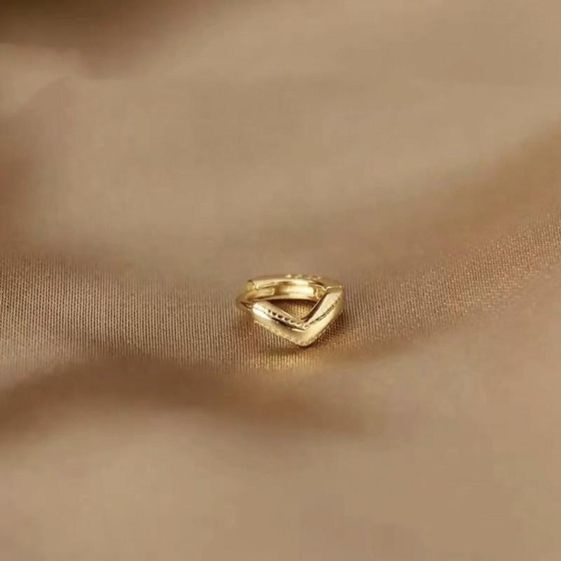 Minimalist Gold Ear Cuffs Studs Set Women Sterling Geometric Tiny Earring Collection 2026 Trend