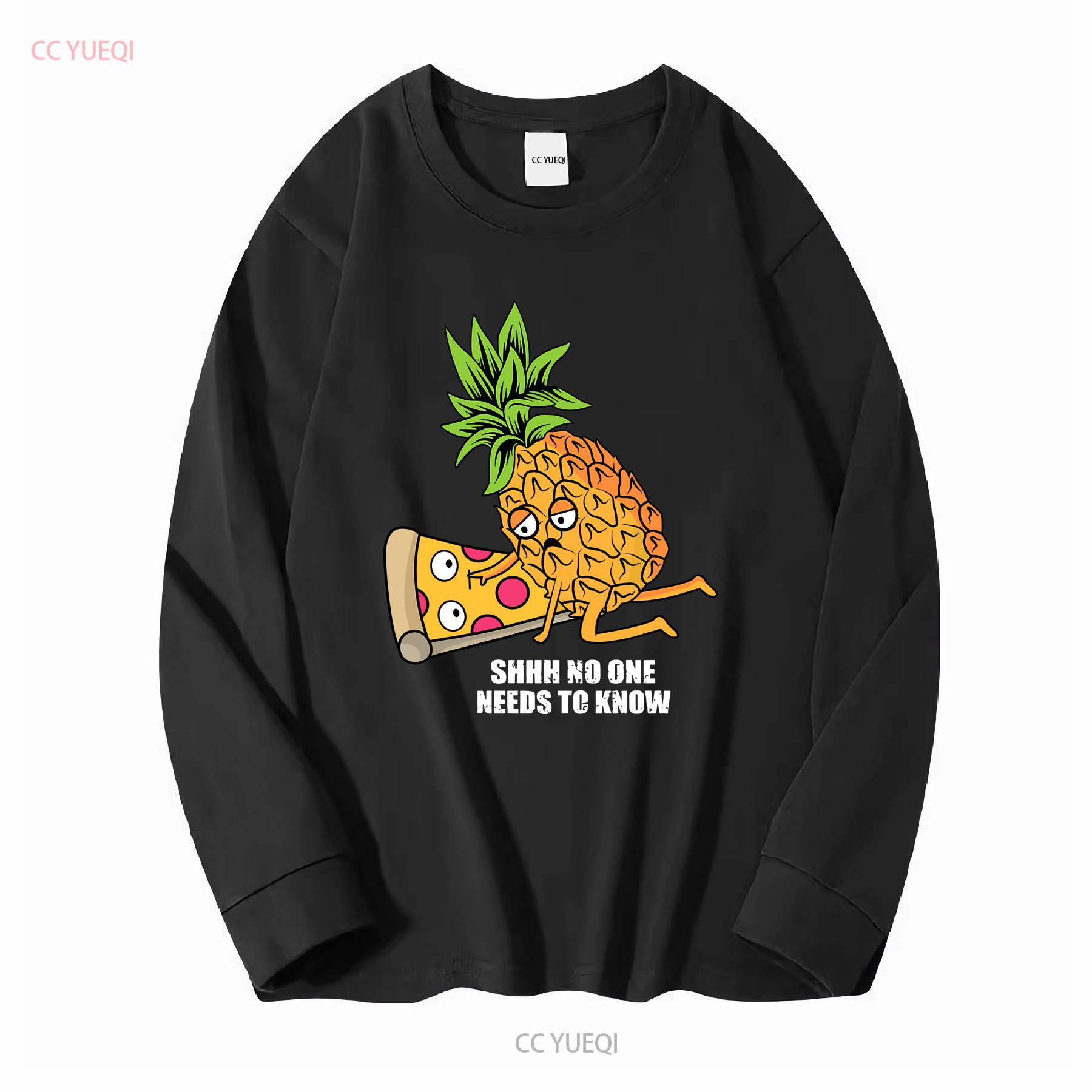 

Pineapple Belongs on Pizza Lover Funny Pun Meme Vintage Men s T Shirt long or short sleeves vintage Washed fashion Casual M