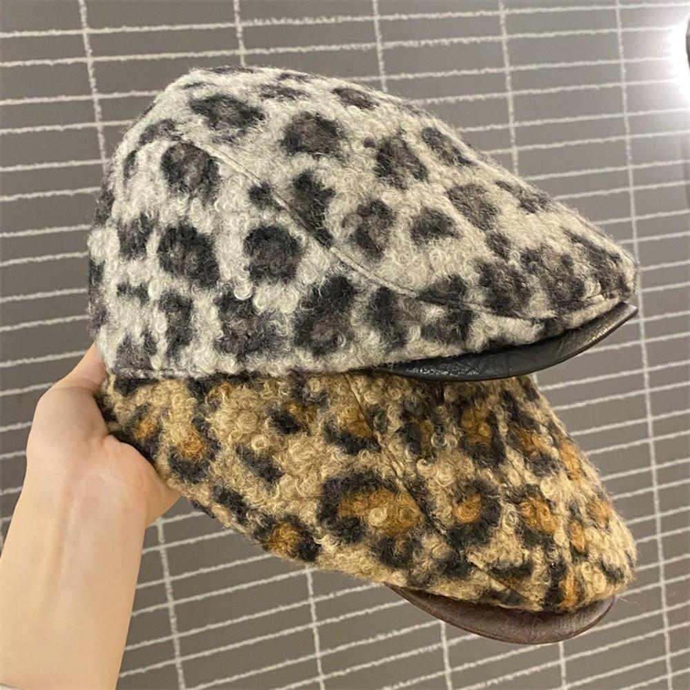 Pu Leather Brim Lamb Wool Berets Hat Keep Warm Women Newsboy Caps Retro Leopard Print Berets  Girl
