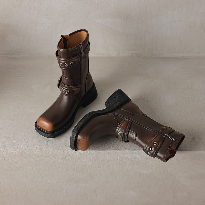 Krazing Pot Kravská kůže Čtvercová špička Zimní Střední podpatky Moderní Westernové boty Ženy Rockový styl Vintage Kovové zapínání Kotníkové boty