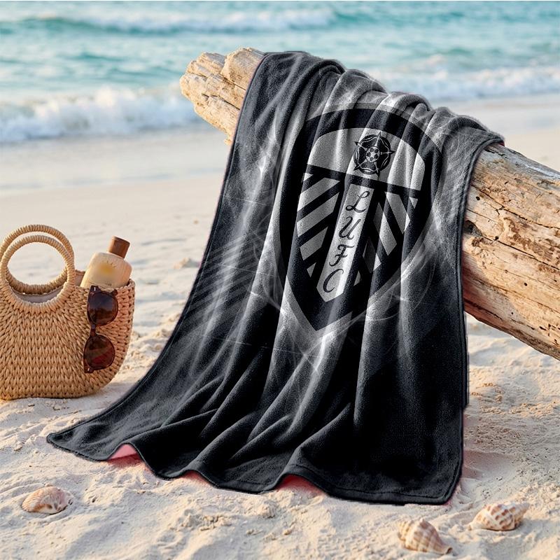 Leeds United Theme Beach Towel Soft Quick?dry Towel For Summer Beach Vacation Swimming