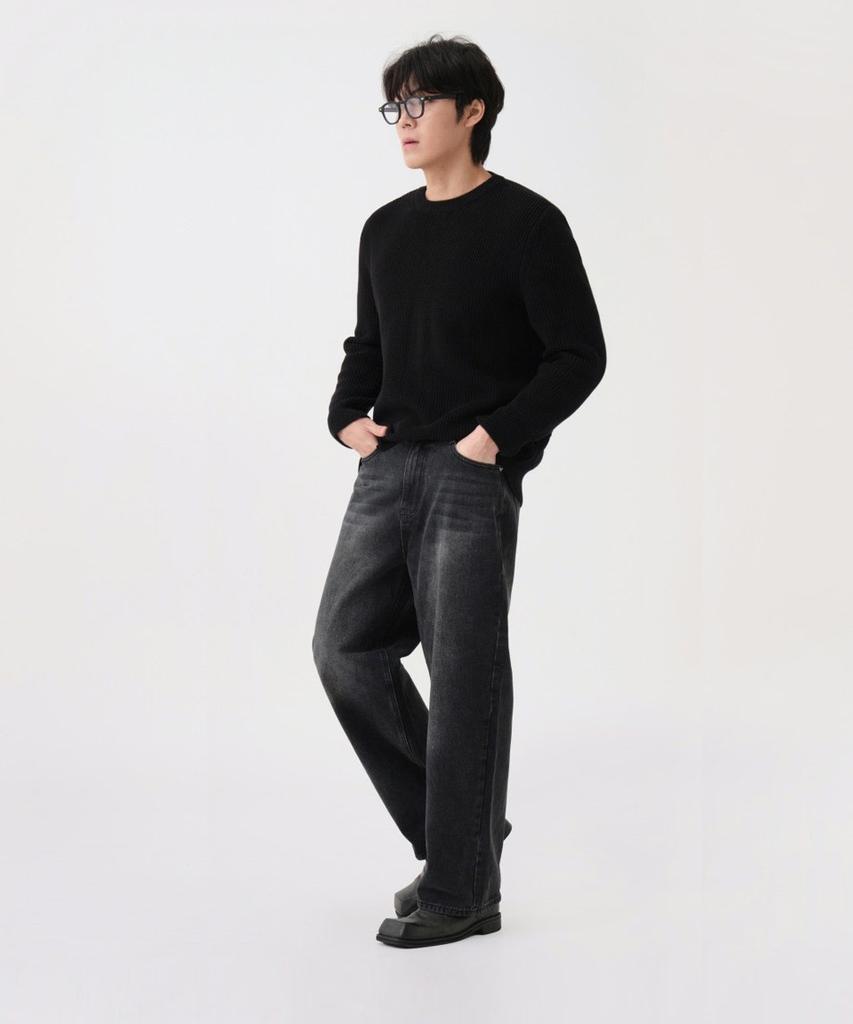 Dideobeulyueseui Washed Balloon Denim Wide Pants (Black)