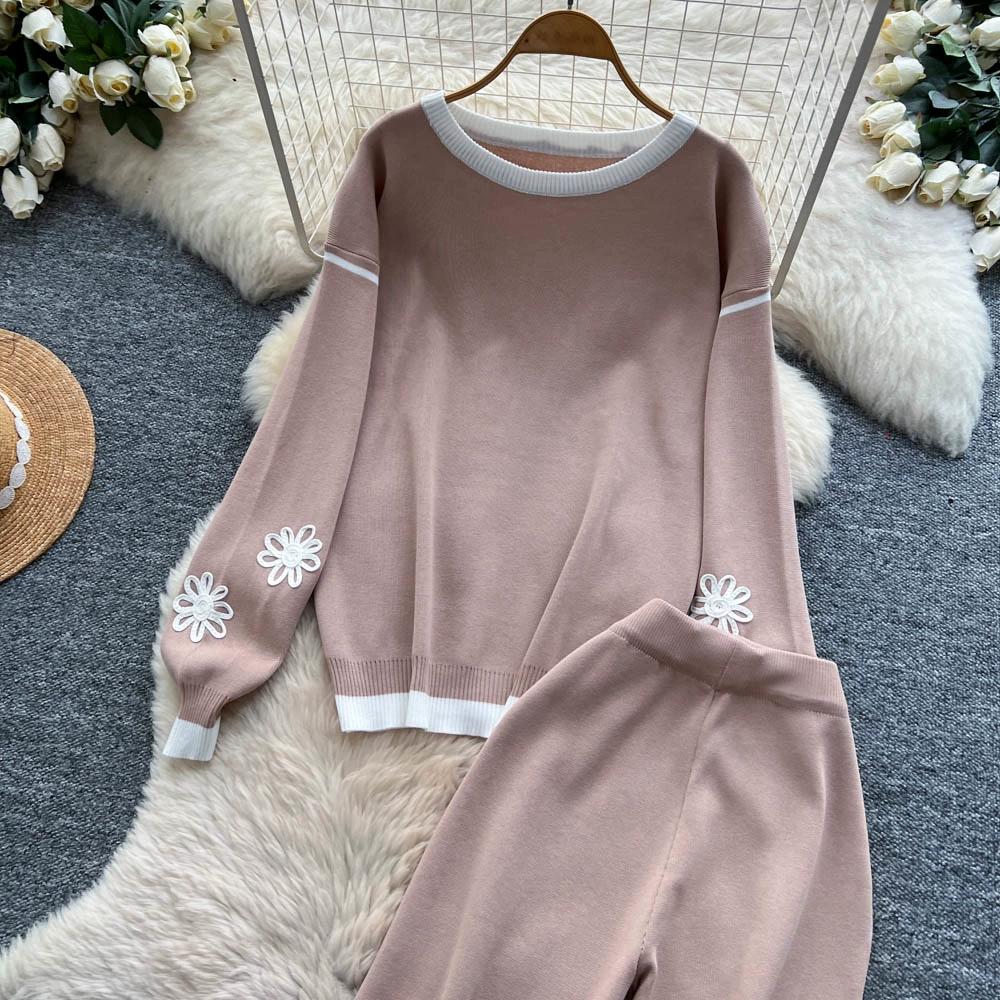 Autumn Winter Women Vintage Embroidery Flower Knitted Sweater Trouser Two Piece Set O-neck Pullover Tops and Pant Tracksuit
