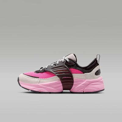 Jordan Trunner O/S Wolf Grey Pink Blast (GS) 38