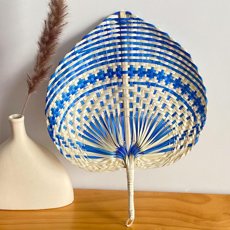 Bohemian Hand Woven Cattail Leaf Fan Natural Summer Cooling Manual Fan Wall Decor for Bedroom Picnic Housewarming Gift