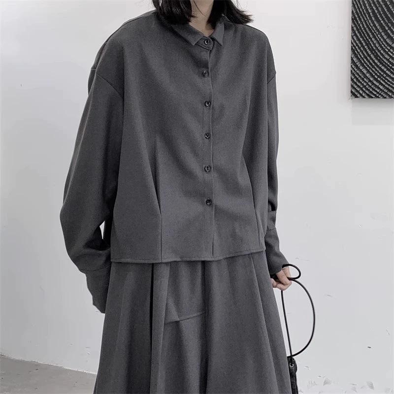 Women's Dark Style Pleated Wool Shirt: Slimming, Loose, Short, Long-Sleeved Japanese Design for Autumn & Winter