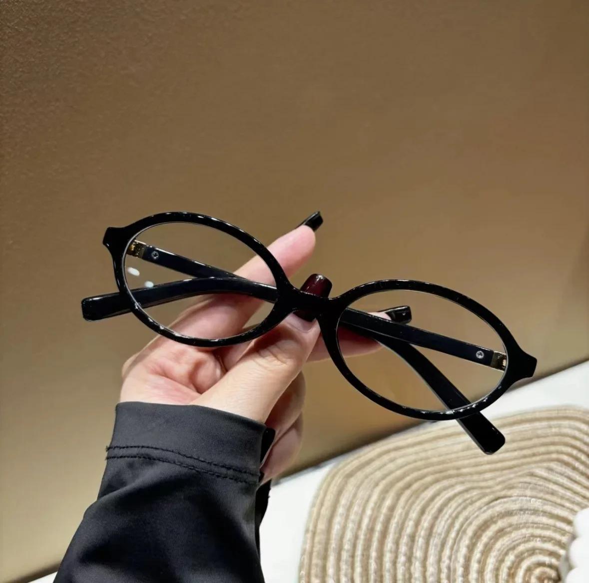 

Новые Солнцезащитные Очки Овальной Формы Классические Мужские Винтажные Солнцезащитные Очки Женские Очки для Отдыха на Открытом Воздухе UV400 Очки-Шейды 1PC