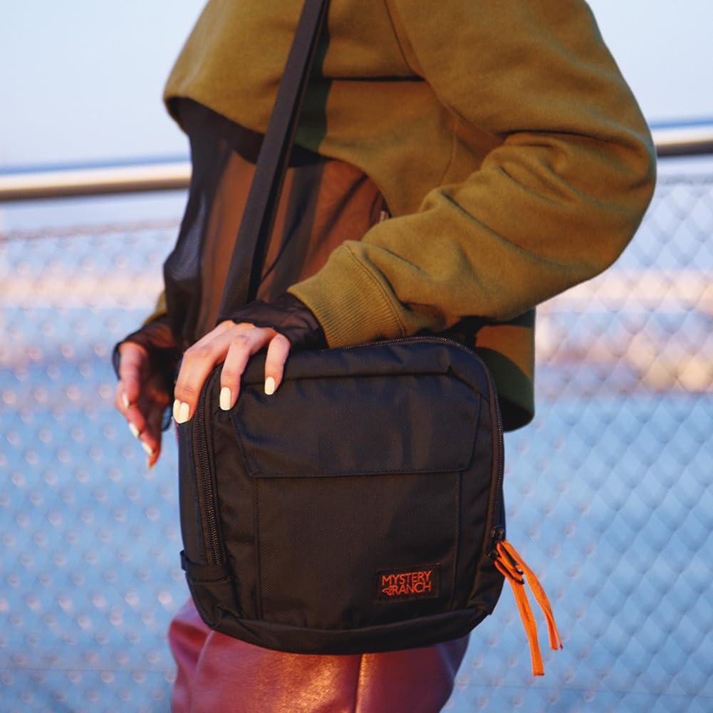 Mystery Ranch District 4 Pebble Pouch Bag (19761507173000) (GrayFFMen's, Women's)